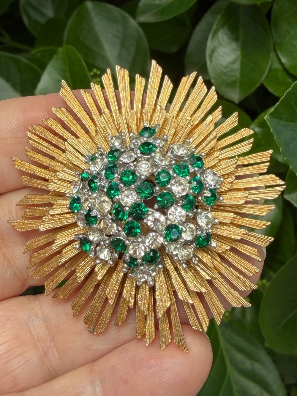 VINTAGE MARBOUX BY MARCEL BOUCHER EMERALD GREEN RHINESTONES STARBURST BROOCH PIN